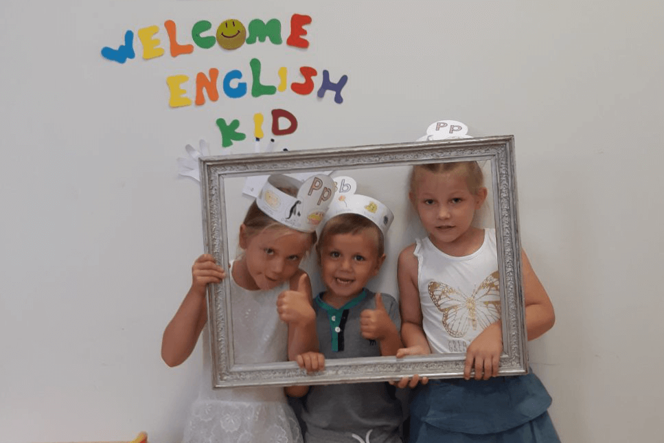 Dienas nometne bērniem ar angļu valodas nodarbībām - English Kid