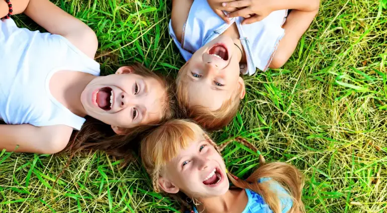 Kāpēc bērna dalība bērnu nometnēs ir atslēga pilnvērtīgai attīstībai?